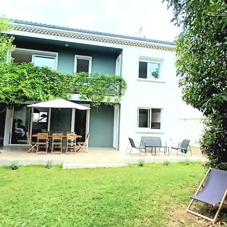 Loue Maison 10 Couchages A La Rochelle Avec Jardin, Proche Plage Экстерьер фото